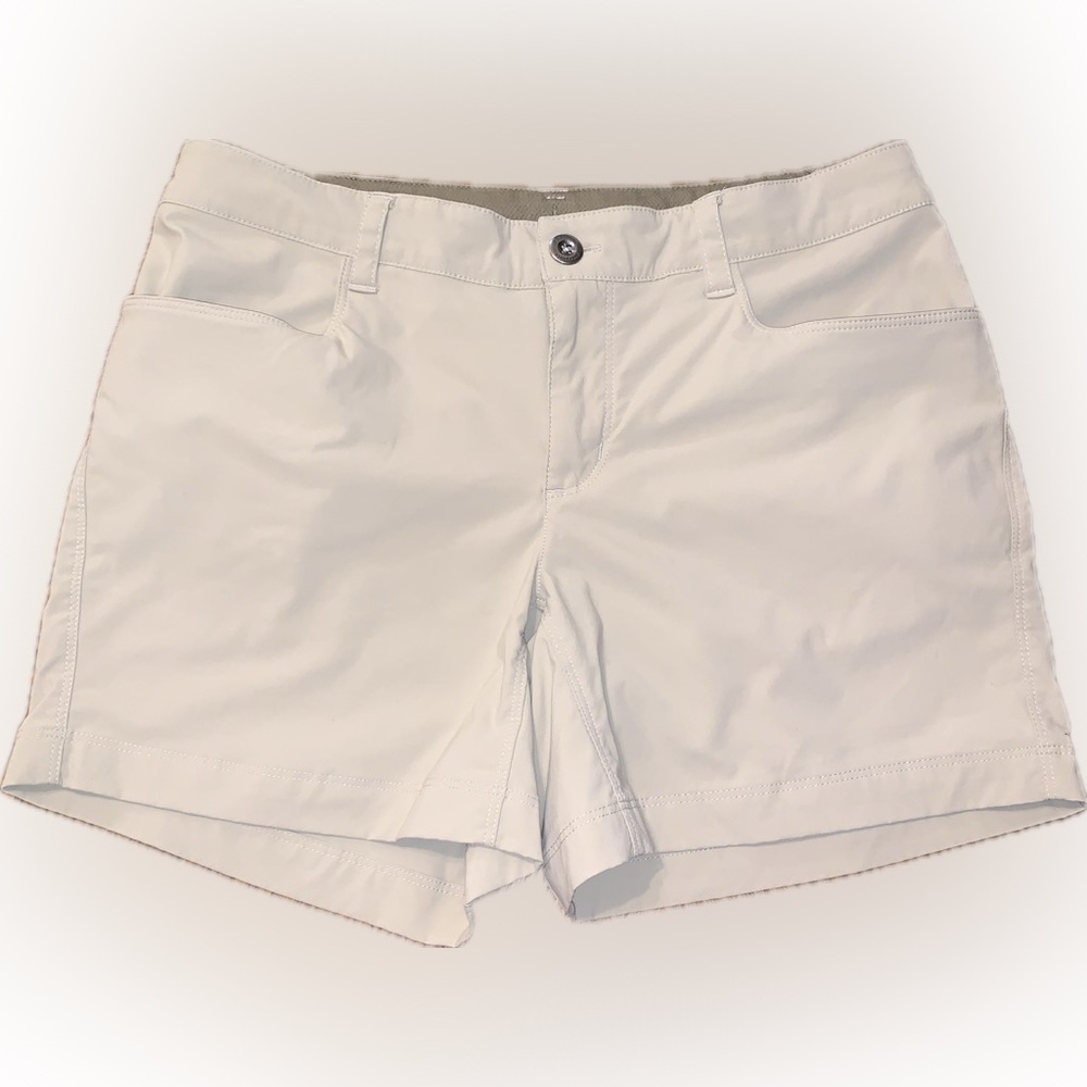 Patagonia Women's Light Tan  Khaki Shorts